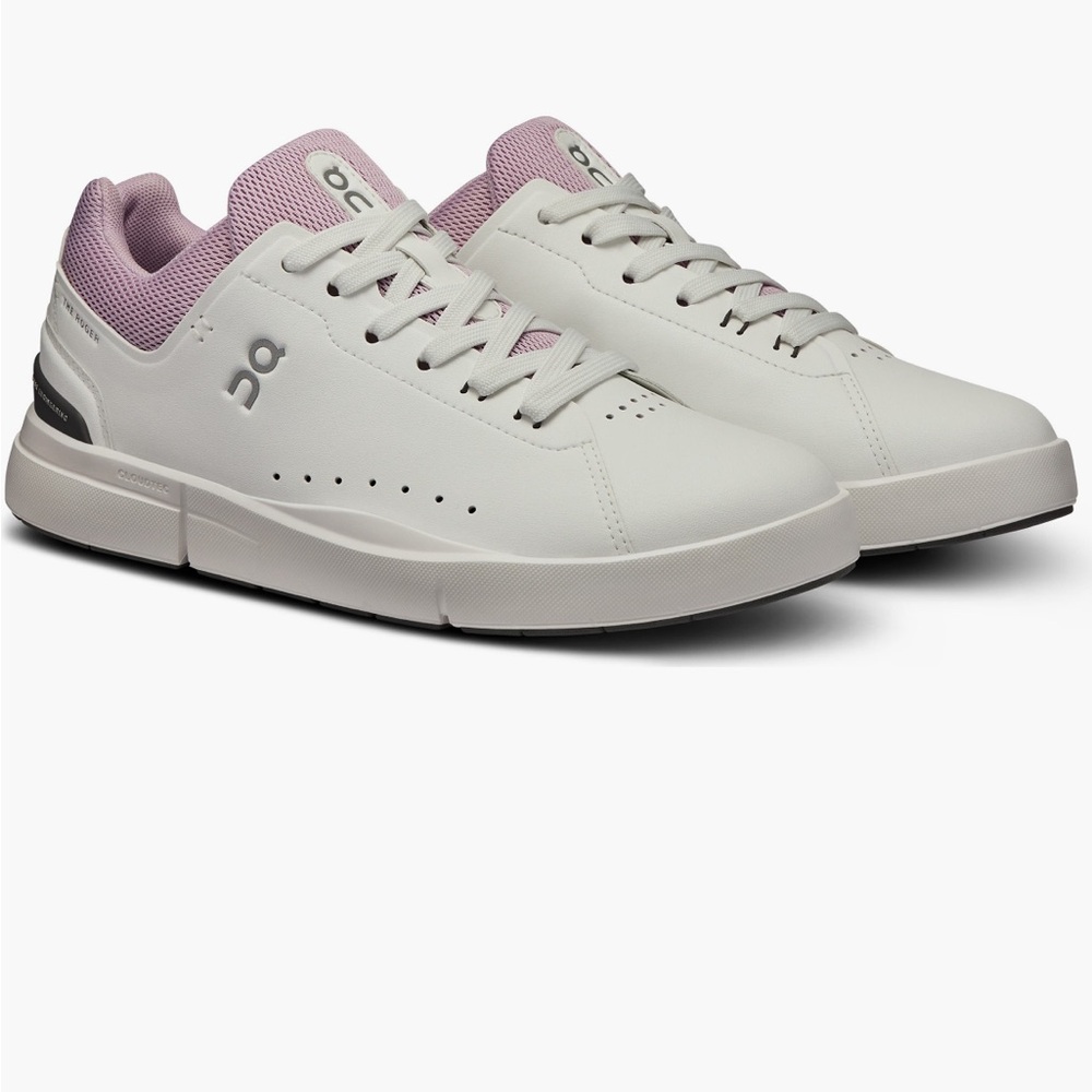 On Rodger Advantage tennis sneaker
